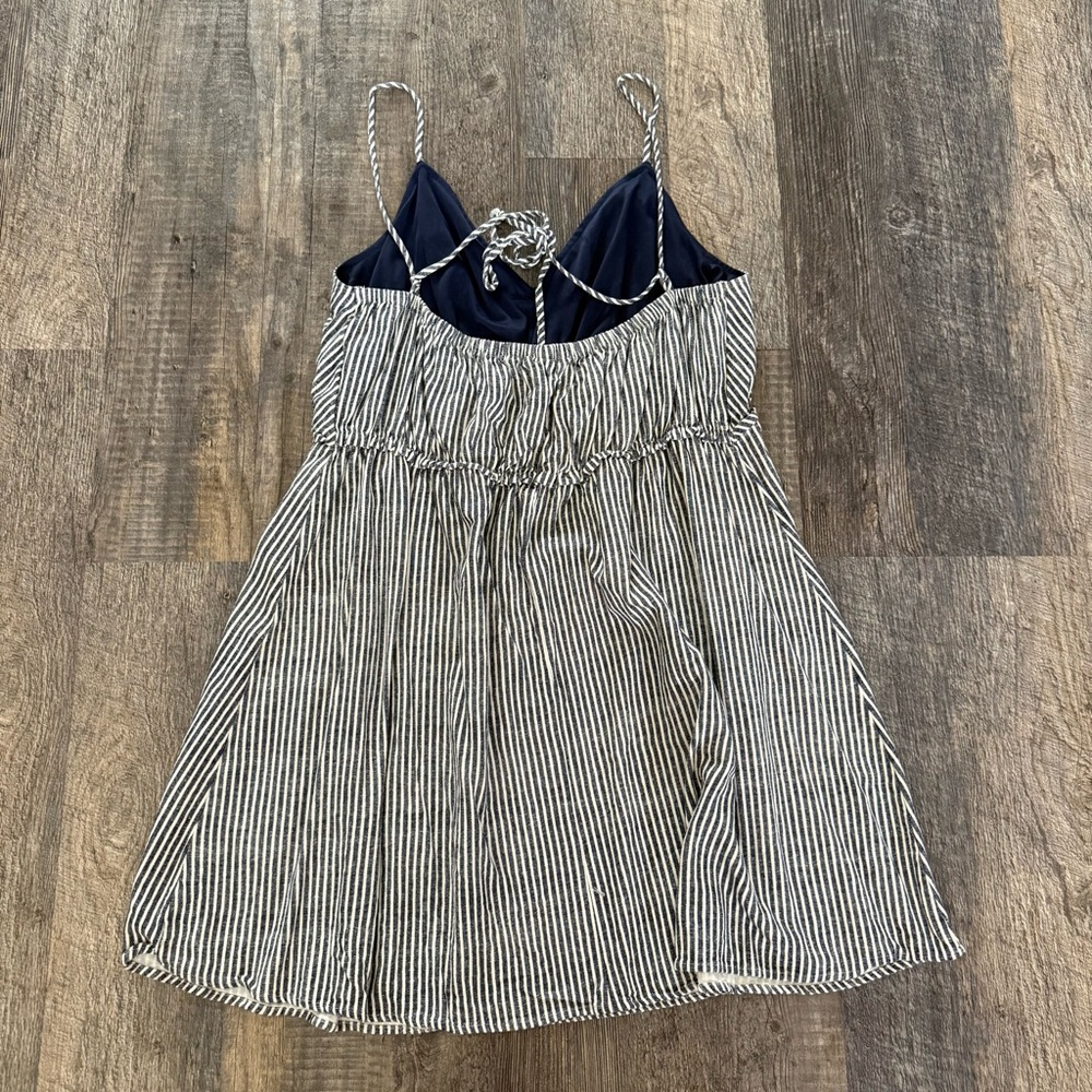 Navy and White Striped Dress - Picture 3 of 4